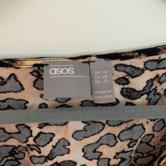 ASOS leopard romper - Picture 2 of 5